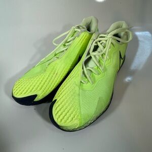 Nike Court Vapor Zoom Cage 4 Size 11.5 - used but good condition